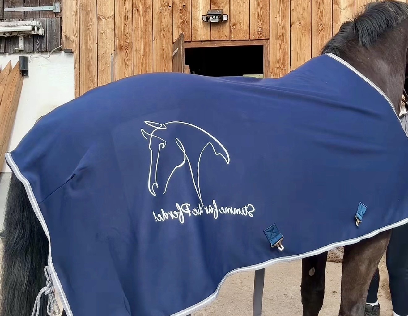 Abschwitzdecke "Stimme für die Pferde!" – Bild 2